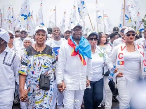 RDC : l’UDPS descend dans la rue pour Tshisekedi, Kinshasa en effervescence.