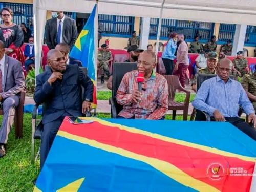 RDC : Guillaume Ngefa annonce des mesures pour désengorger la prison de Makala, qui compte 16 238 détenus.