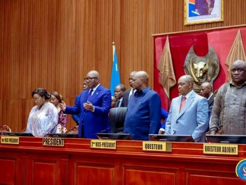 RDC : Drépanocytose et état de siège, deux dossiers majeurs au cœur des débats au Sénat.