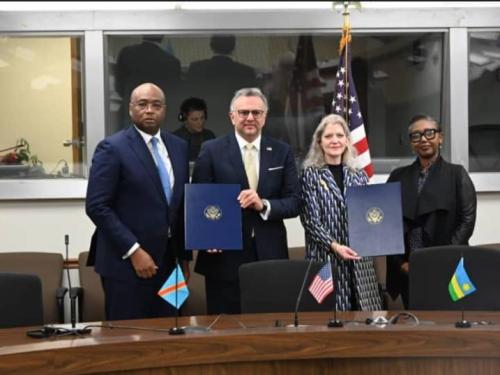 Diplomatie: La RDC  et le Rwanda ont paraphé un texte d’intégration économique à Washington