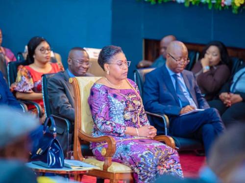 59.021 milliards de FC c'est le budget présenté par la Première ministre à l'assemblée nationale.